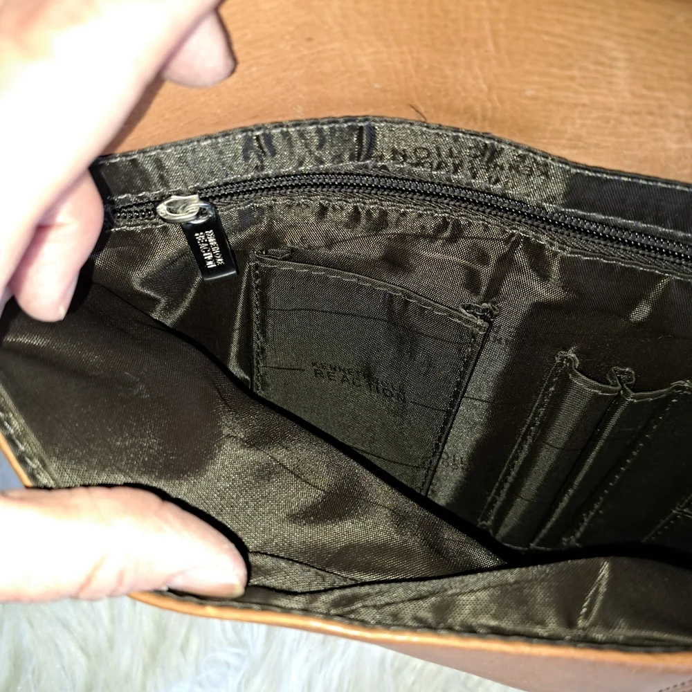 REDUCED. XL Kenneth Cole leather business bag